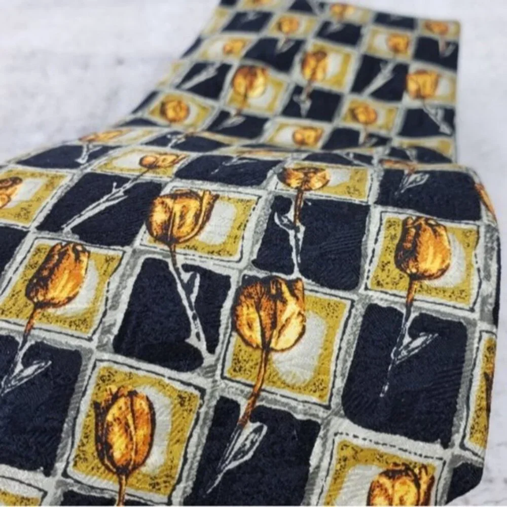 Ermenegildo Zegna 100% Silk Men's Tie Italy Tulip Novelty Print